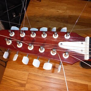 12s mechaniken oben.jpg