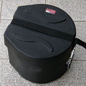 Sonor Trommel in Gator Case 01.JPG
