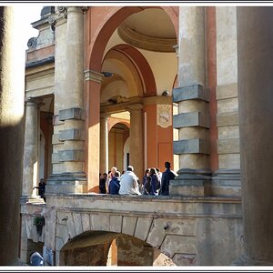 20170430_090905 stennes-falter Bologna Arco de Meloncello Start Rosenkranzweg.jpg