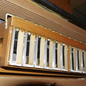 Hohner Organola de luxe 5. Geschäft 2019 ARG (11).JPG