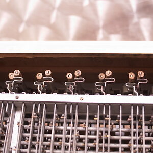 Tango IIM Federhebel.jpg