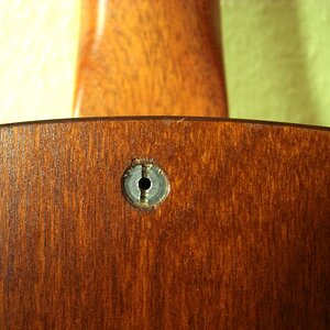 gitarre stellschraube.jpg