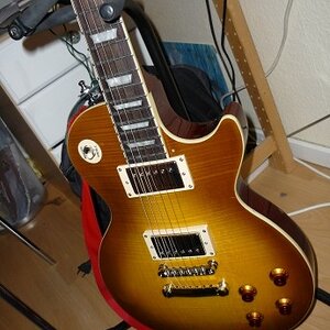 Epiphone Les Paul Standard Plus HB (4) 460.jpg