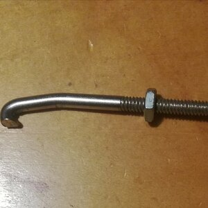 Pandeiro Hakenschraube.jpg