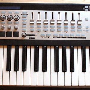 novation-remote-61-sl-mkii-1574061.jpg
