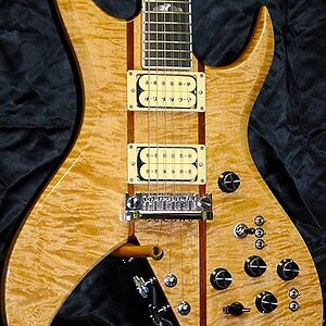 Bich10string_front.jpg