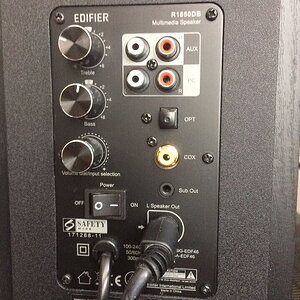 edifier.jpg