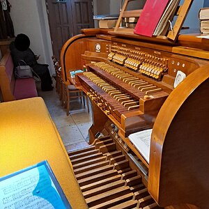 Orgel 3.jpg