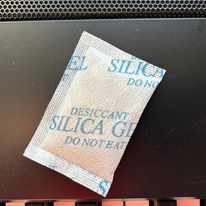 Silica Gel.jpg