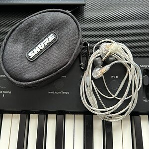 Shure SE215 Pro CL Bild 2.jpg