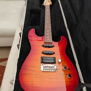 G&L Legacy Deluxe CHB_13.jpg