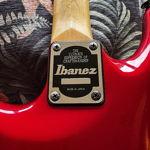 Ibanez_540R_modified_MIDI_SteveRothery_05.png