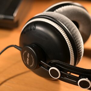 3 Superlux HD-660 Pro Ear Pads auf Superlux HD-662 F.JPG