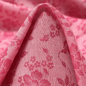 Jacquardstoff-pink-Blumen-17-127-1.webp