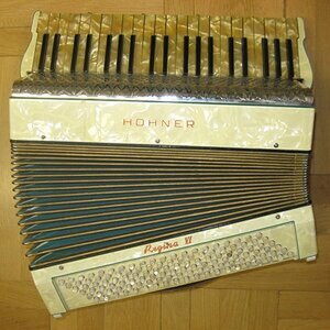 Hohner Regina VI