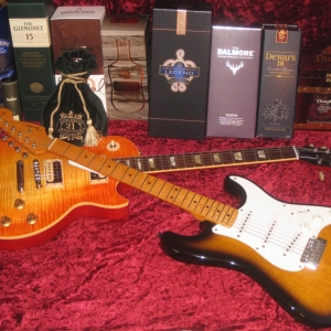 Whisky+Guitars=Rock'N'Roll!! ;)