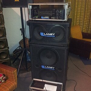 Zaenks Bass Amp im PR