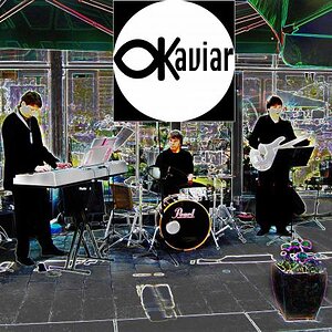 Abordnung unserer JazzCombo "Kaviar" (ich am Key...)