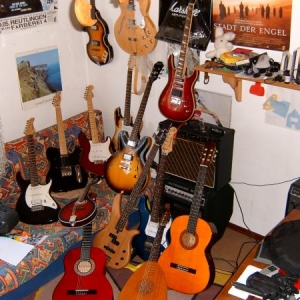 Equipment (2 Gitarren fehlen sogar :D)