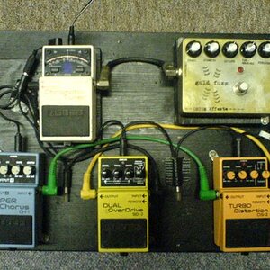 Effektboard4 - Goldfuzz > Tuner > SD2 > DS2 > CH1