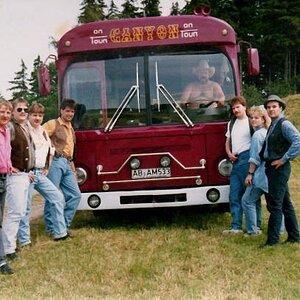 Unser alter Tournee-Bus.
Möge er in Frieden Ruhen!
