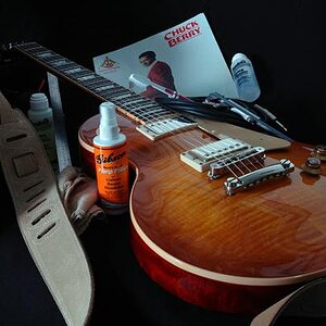 Gibson Les Paul Standard in Honeyburst nach Saitenwechsel und Setup.