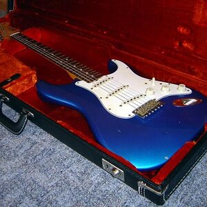 Fender Custom Shop 64' Masterbuilt Relic in Lake Placid Blue