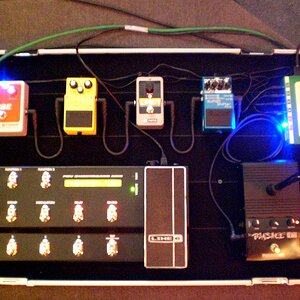 My Floorboard - 04.01.2010

BBE Sonic Stomp
Boss OD-1
EHX LPB-1
Boss PS-5
T-REX Fuel Tank Chameleon
Rocktron Banshee

Line6 FBV MkII