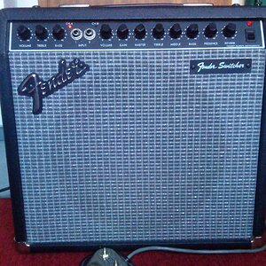 Fender Sidekick

ganz guter  Transistor Amp 
aber halt Transe und weg