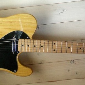 Eigenbau: deutsche Esche, 52er Fender PUs, Göldo Hals lackiert