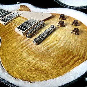 Gibson Les Paul Standard Traditional Plus 2011 (5)