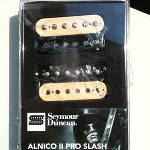SEYMOUR DUNCAN - Alnico II Pro Slash Signature Humbucker