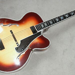 Archtop Gitarre Stefan Sonntag Augsburg
