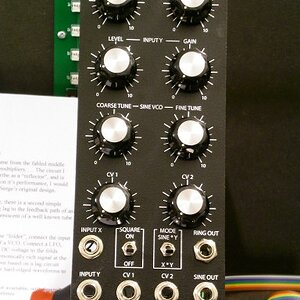 MFOS Sonic Multiplier (Ring Modulator, Verzerrer, Sinus Oszillator)