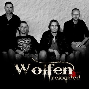 Band Foto mit Logo Kopie