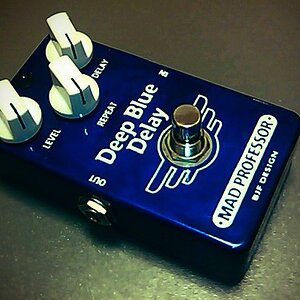 Mad Professor Deep Blue Delay