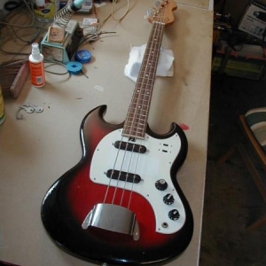 SG Bass Made in Japan 
Hergestellt 70er Jahre