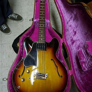 Rarities_lefthand_Bass_BanjoTuner_02