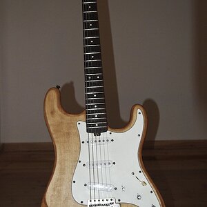 Strat_P6264179