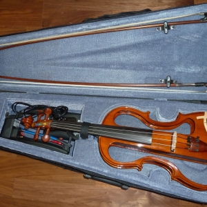 GeiGit's-E-Geige