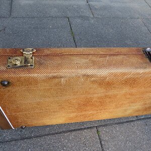 relic tweed case