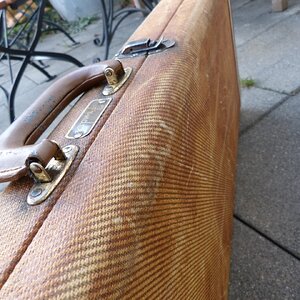 fender relic tweed case update