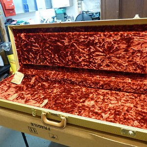 tweed case - da war noch nie was drin