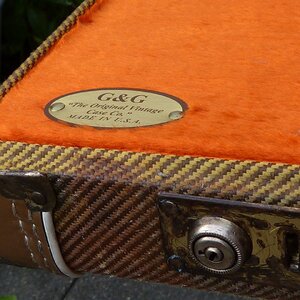 G&G tweed case relic