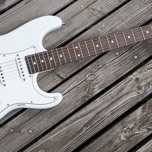 Suhr Classic Antique