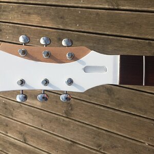 Headstock