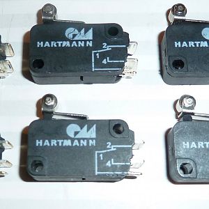 Microschalter Hartmann MAC6C 2 x original, 2 x modifiziert