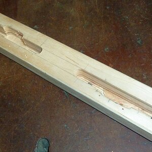Gehäuse mit Bohrungen, Fräsungen und Tasteröffnungen