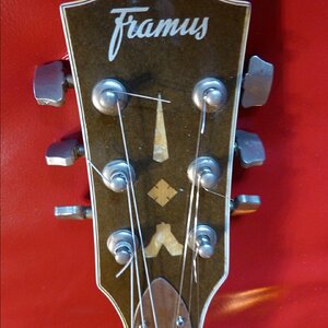 Framus S-360