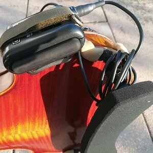 TBP06-per Klettband an Geigenmikrofonklemme